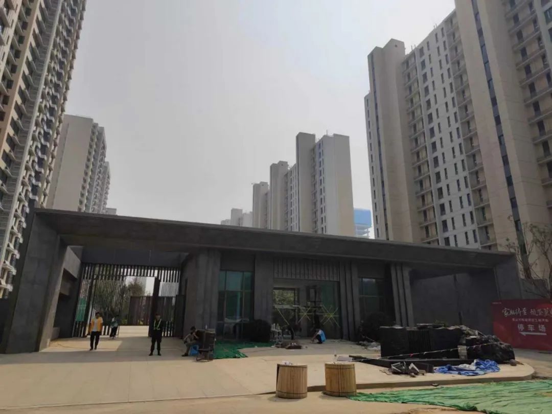 雪山万科城a11地块的优缺点,雪山万科城a10地块97平