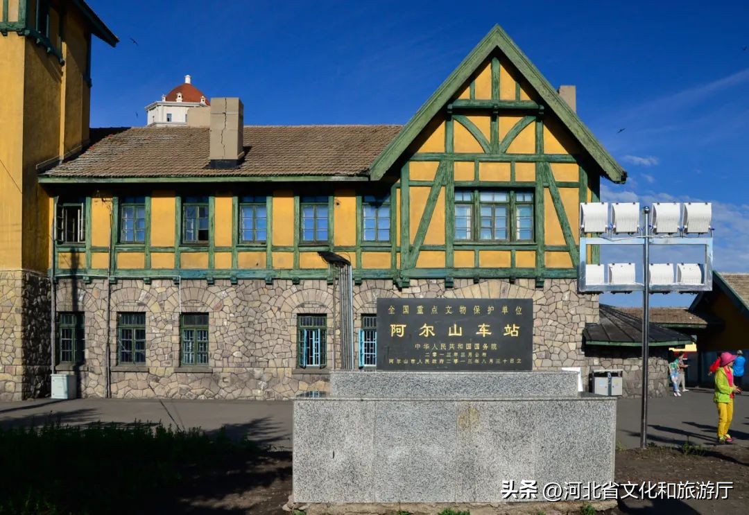 中国夏季避暑胜地排名前十,中国十大避暑胜地第一名你想不到