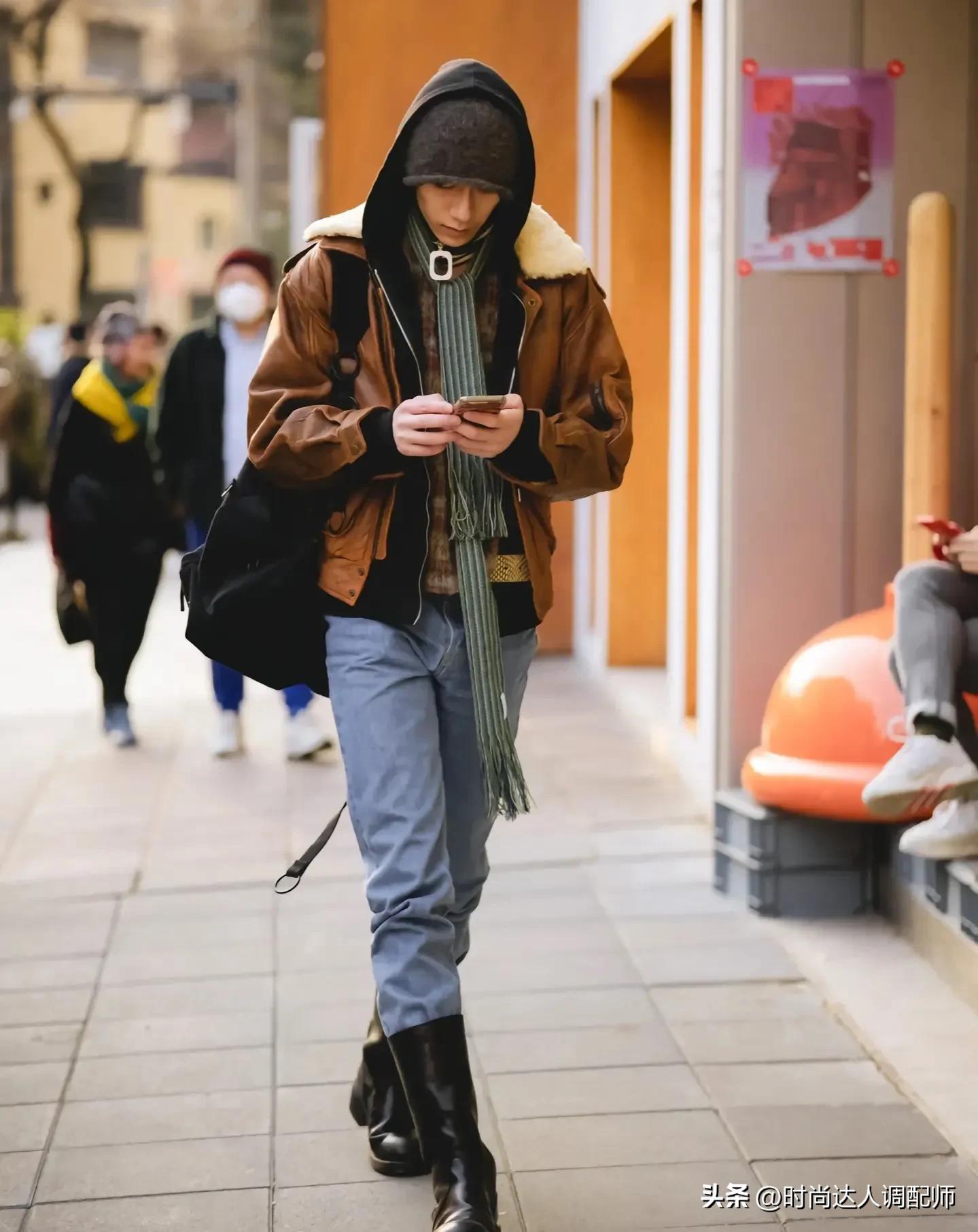 穿黑色裤子的男生穿什么鞋子好看,男士黑色裤子搭配什么鞋子好看呢