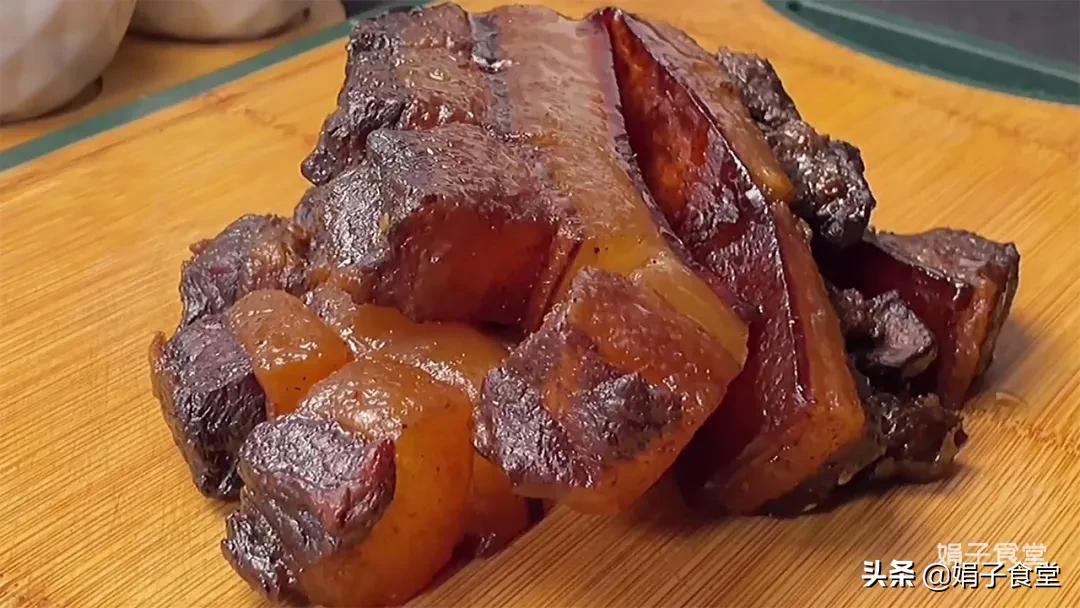 猪肉放在酱油里泡两天怎么做好吃,猪肉泡酱油的正确方法