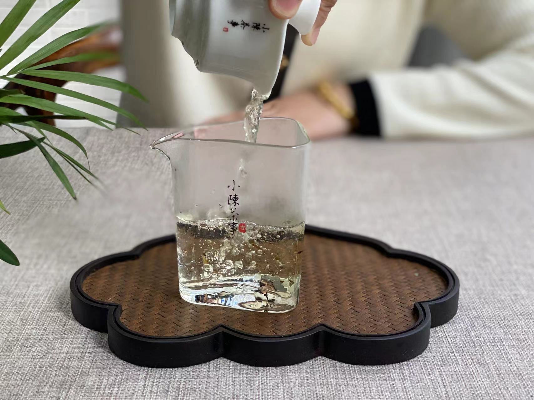 老白茶喝了之后有哪些反应,老白茶到底能不能喝