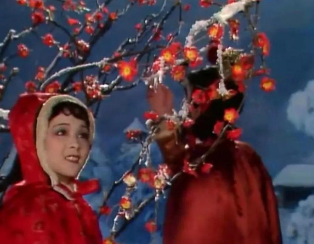 红楼梦中有薛宝琴吗,红楼梦薛宝琴在雪地里的画面