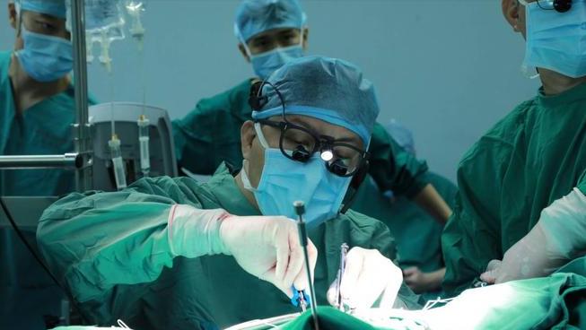 心脏瓣膜病手术具体怎么做,心脏瓣膜病什么程度需要手术