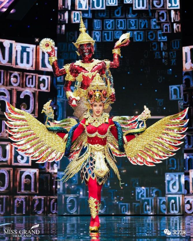 恐怕是地球最抓马的时装秀|MetGala小意思