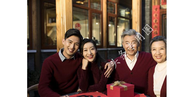 我是李娟的亲生儿子，我不想让你一个人