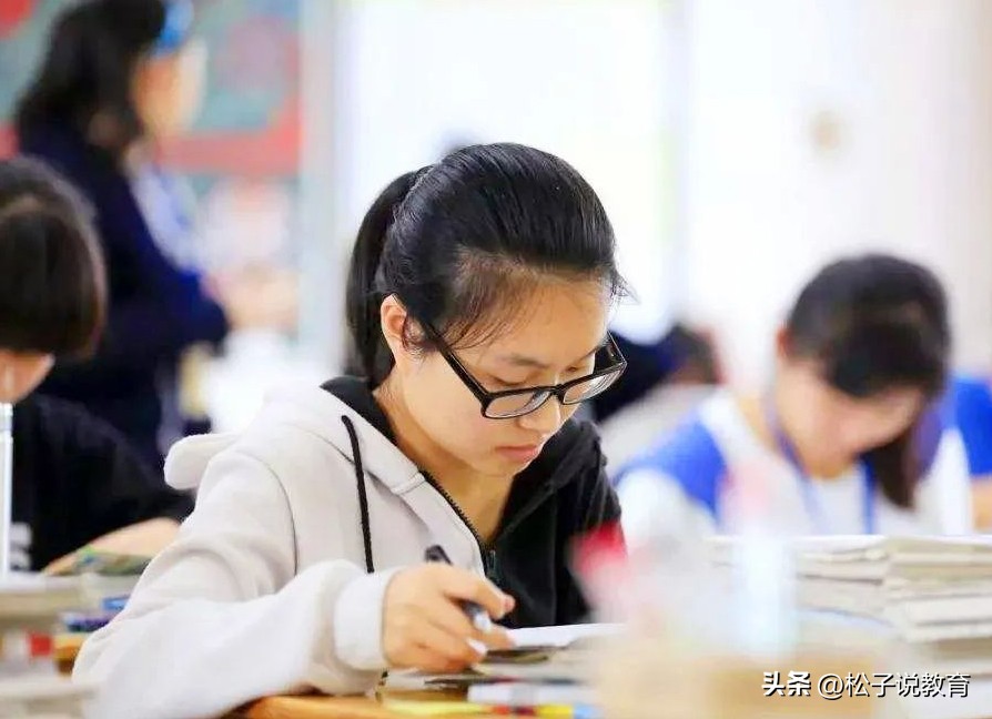 初中考高中要多少分才能上高中,初中中考要考多少分才能上高中