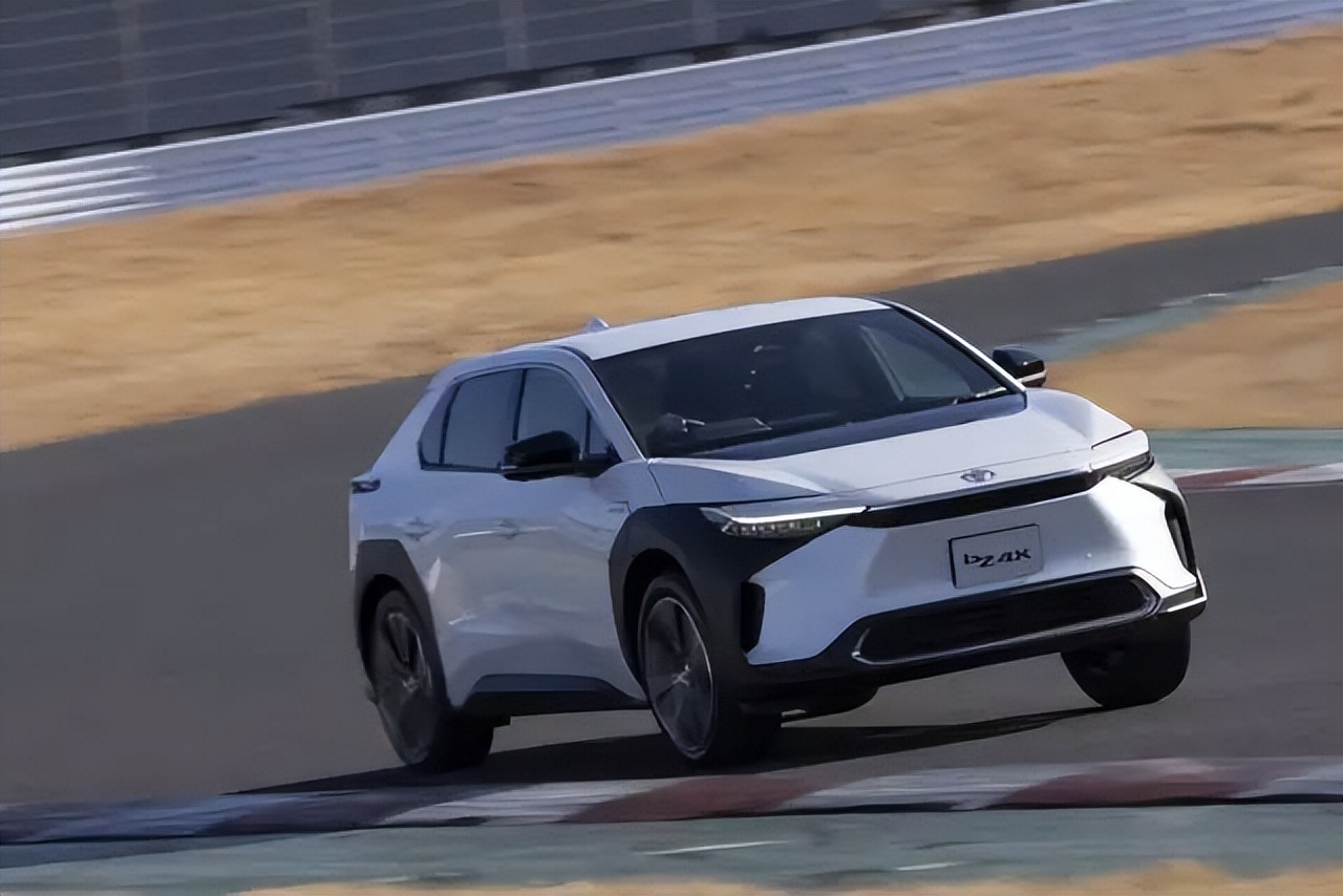 丰田bz4x销售价格,丰田bz4x预订情况