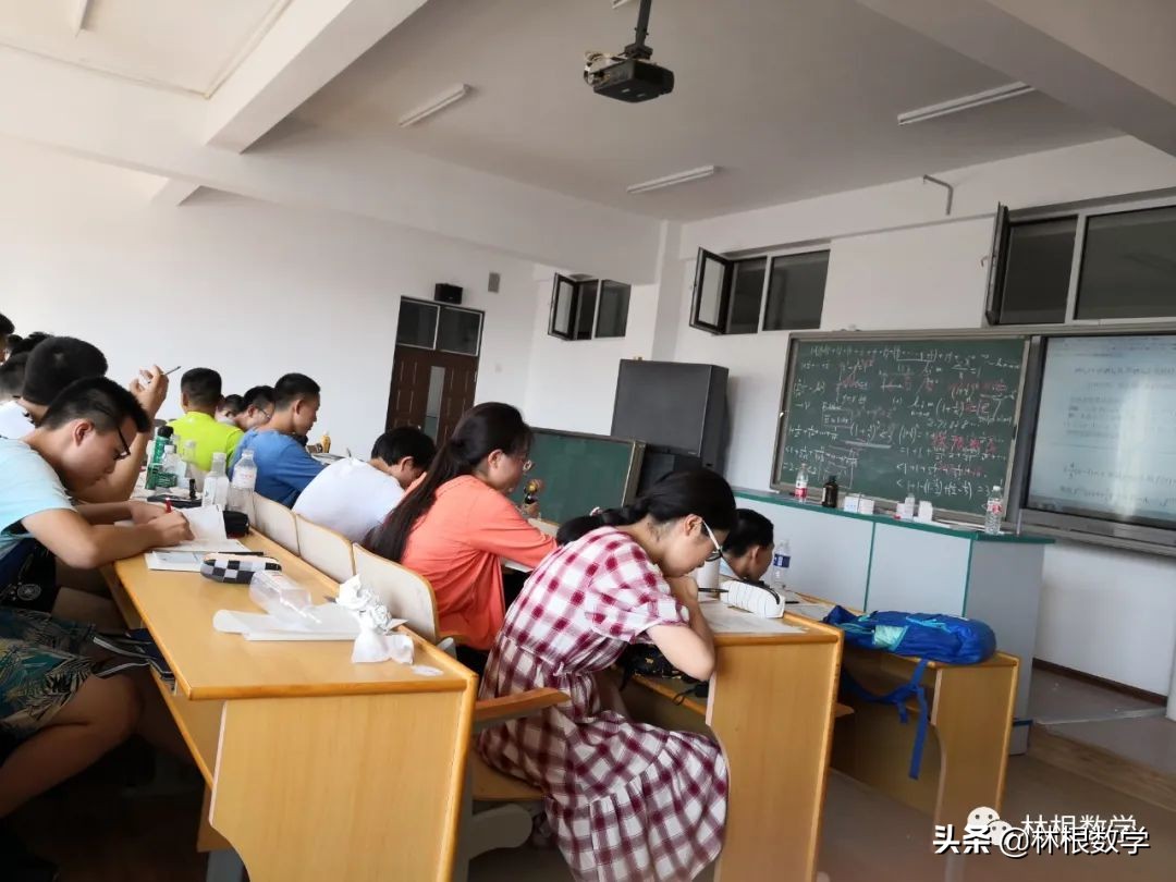 e的极限表达式是什么,与e等价的表达式