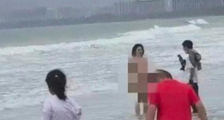 裸体背后的真相:心理驱动与社会热议