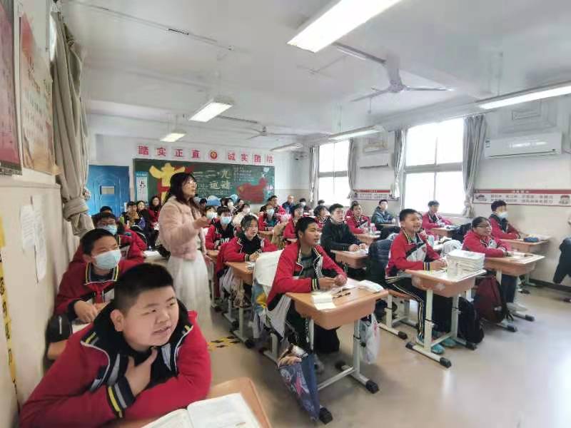 英语课howmuchisit的评课记录,howdoyoumakeabanana试讲稿