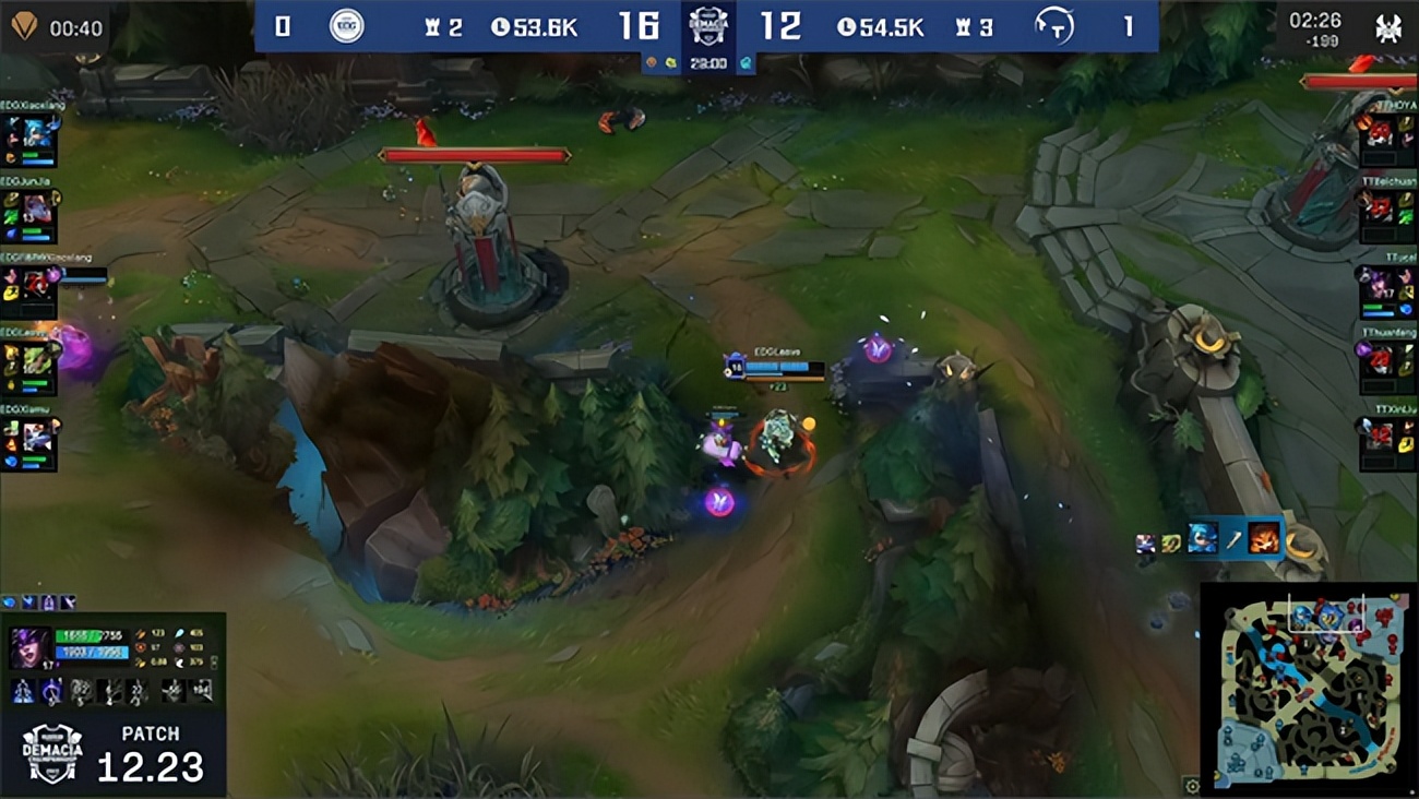 英雄联盟比赛阿卡丽丝血逃生,lol德杯最秀的英雄