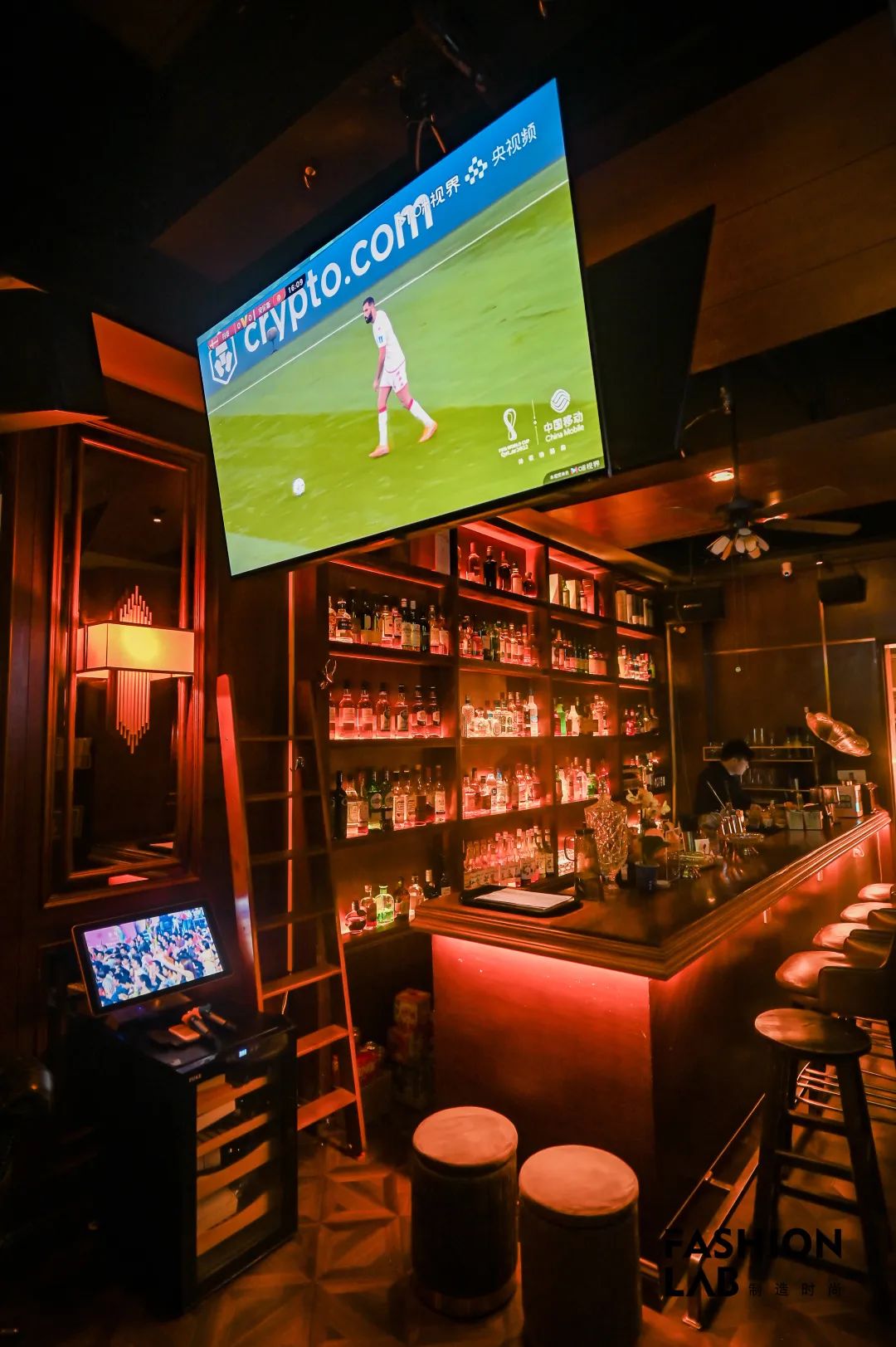 武汉球迷现场看球,武汉球迷看球