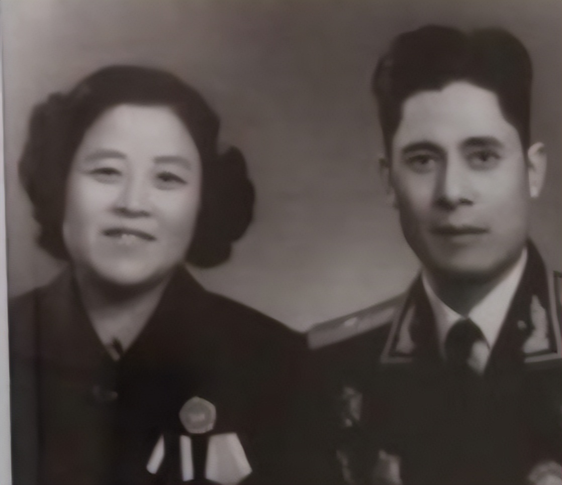 张铚秀找陈毅报到，请求尽快分配工作，陈毅：我还是个空军司令呢