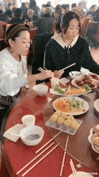 “女友闺蜜深夜约我看海，该注意啥？”