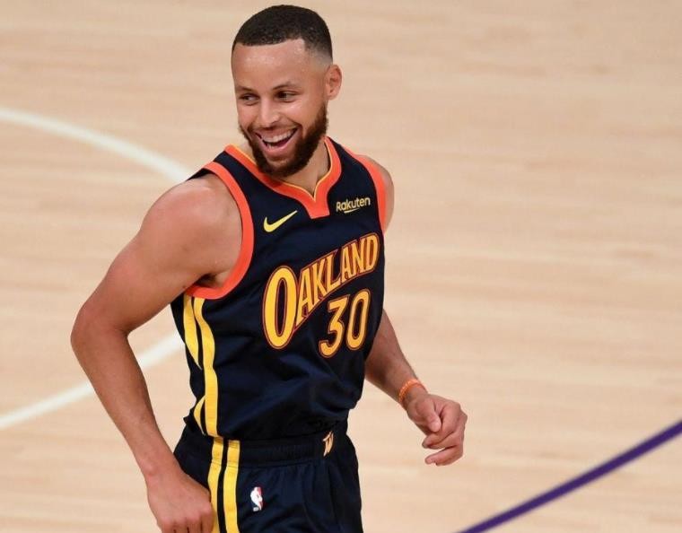 压哨绝杀最多的球员nba,压哨传球进球