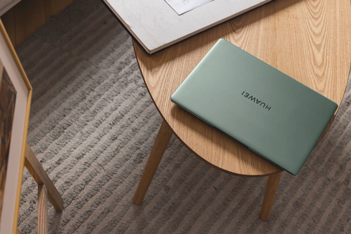 华为笔记本matebook1422款值得买,华为matebook16s2023新款扩展存储