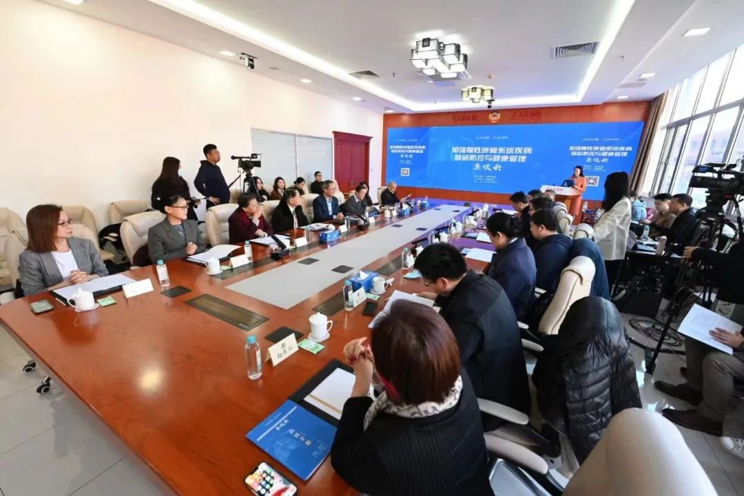 委员专家呼吁：尽快将慢阻肺防治纳入基本公共卫生服务项目