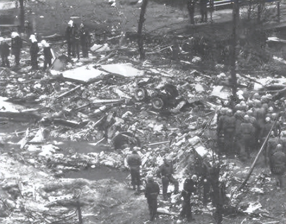 10月4日，历史的今天——中国男排首次获得亚运会冠军