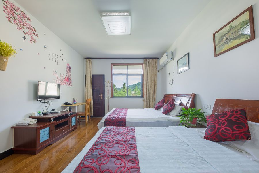 桐庐瑶琳仙境一揽芳华民宿,桐庐瑶琳仙境分水江边民宿