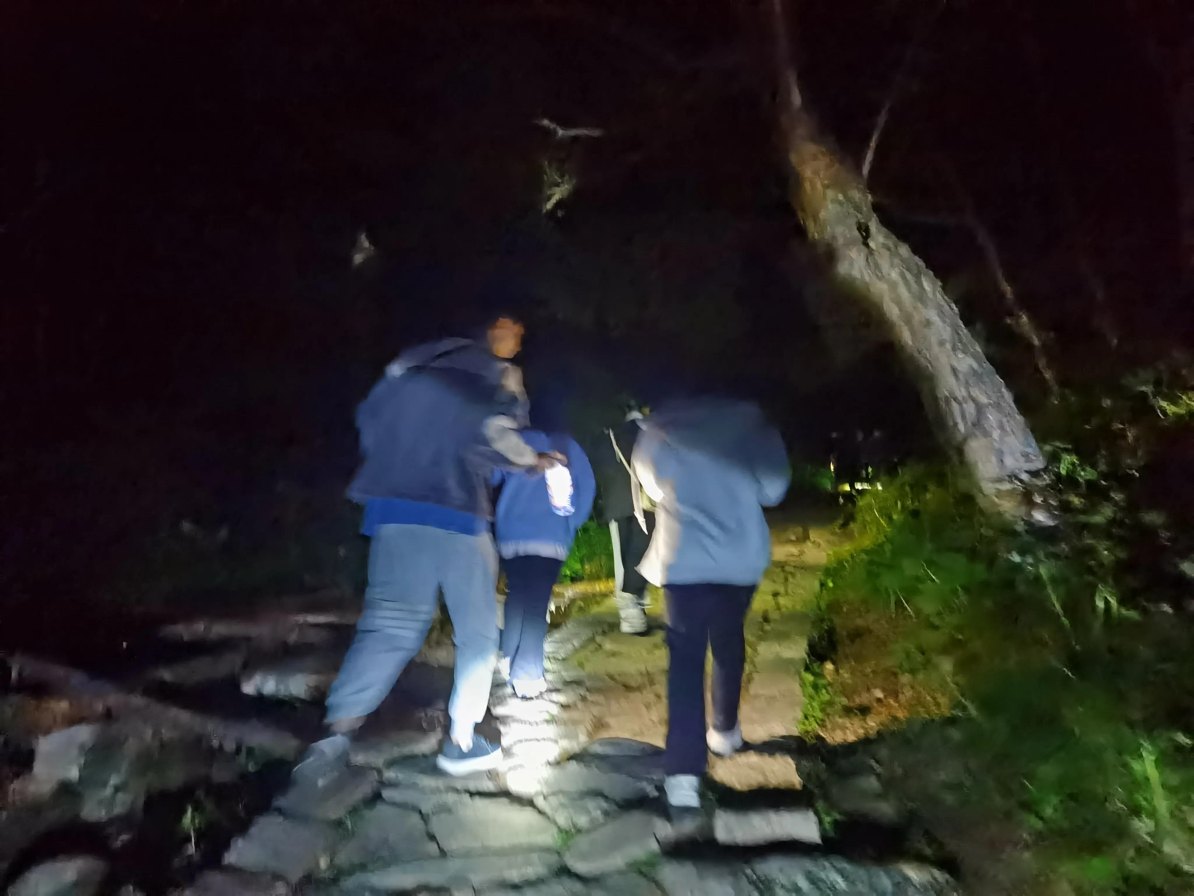 驼梁风景区爬多久,驼梁夜爬几点开始