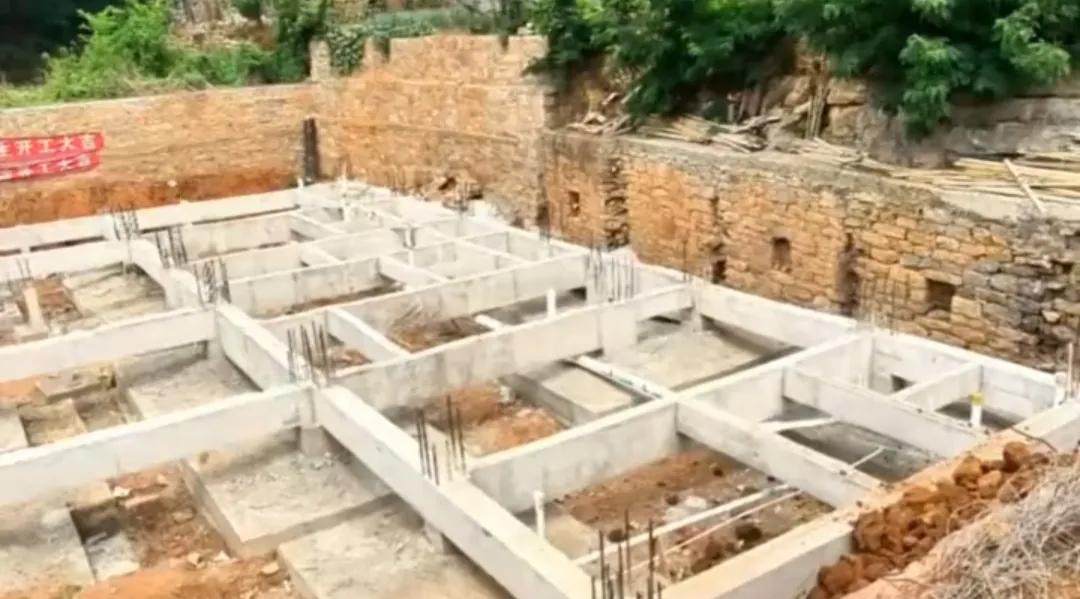 目前农村建房都用什么方法,农村建房基础知识大全