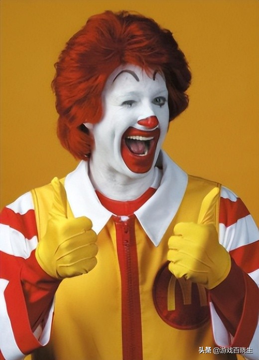 同样都是整活，麦当劳怎么就变诡异文学了？