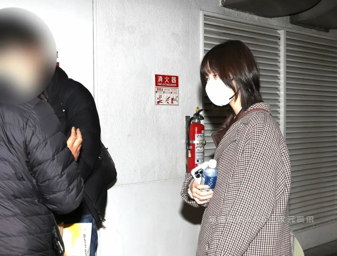 cosplayer伊织萌,日本网红伊织萌cos初音未来视频