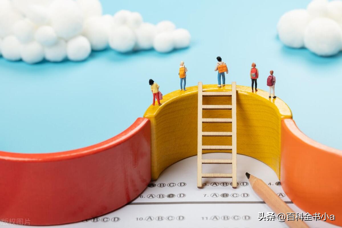 In和On的用法区别：细致解析两者在英语中的应用