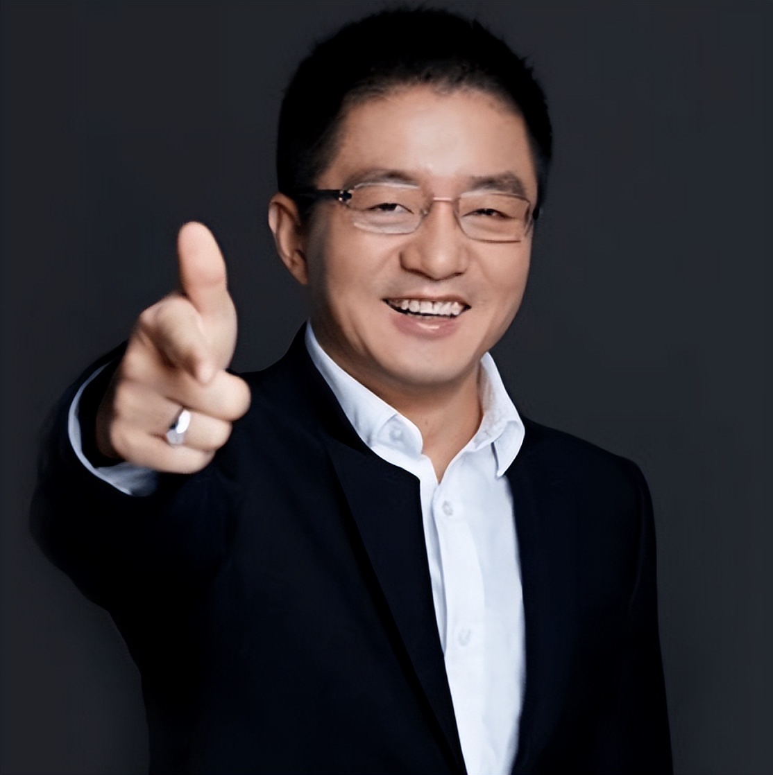 他，农村娃，中科院退学创业，年薪1.5亿，42岁退休