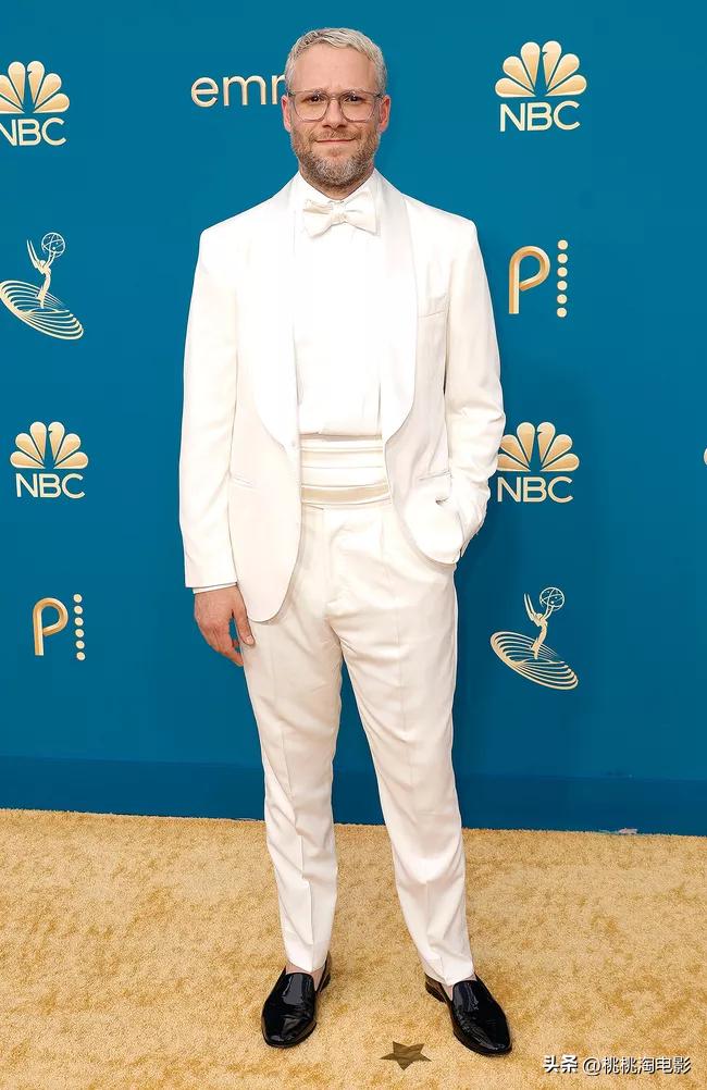 艾美奖红毯明星大比拼，赞达亚二封视后，李政宰携女友出席