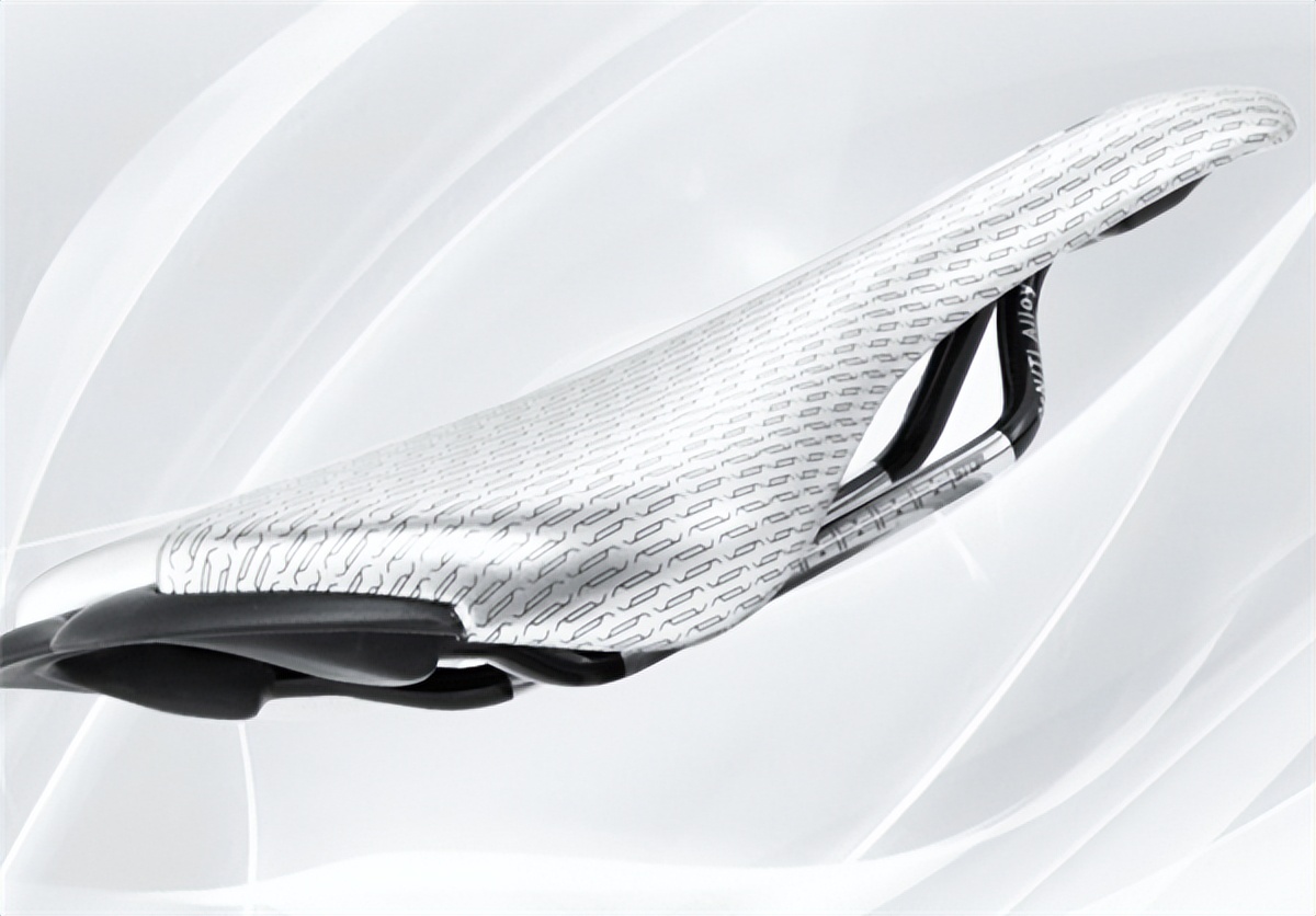 维乐AngelTT：一只真正惊艳到我的短鼻骑行坐垫