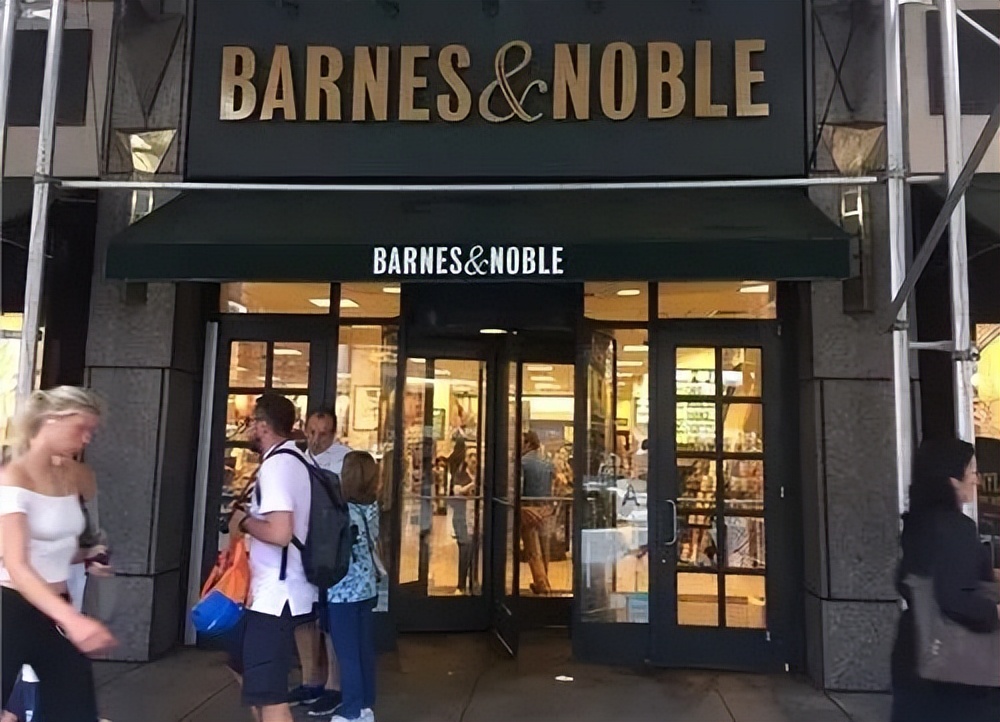 亚马逊总裁杰夫·贝佐斯生平,亚马逊创始人杰夫贝佐斯上太空