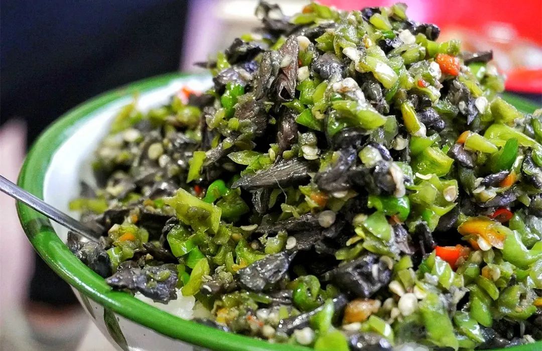 云南各地好吃的美食推荐,云南最好吃的十大美食