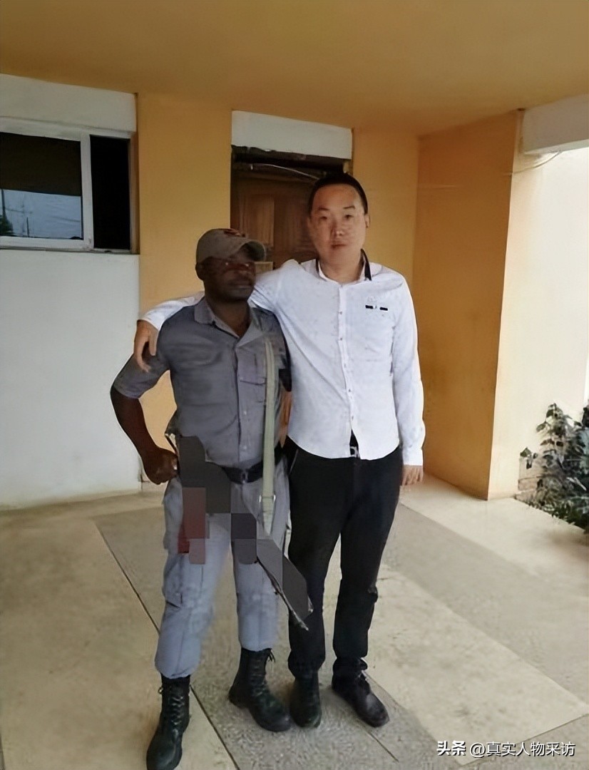 我吉林人,23岁到安哥拉务工,这里女多男少,竟可以娶四五个老婆