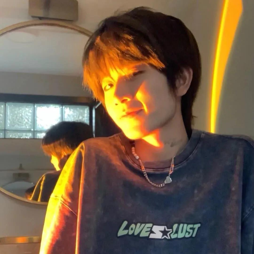 超好看的男生头像,超好看的男生头像漫画