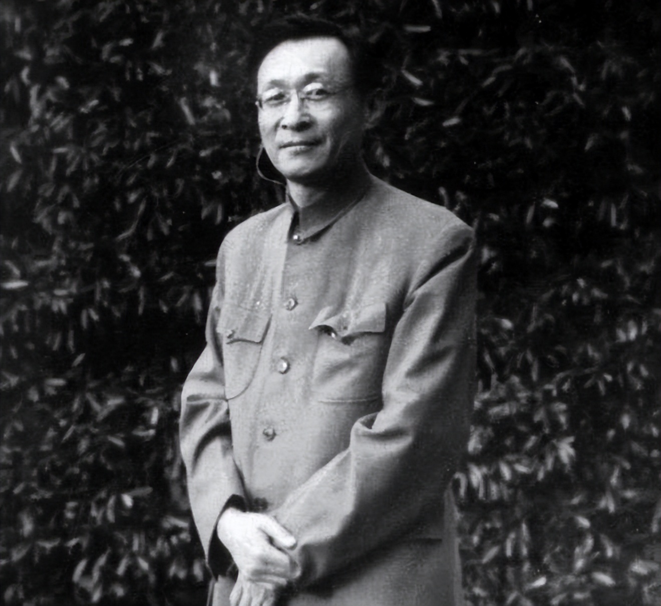 遵义会议时讽刺毛主席不会打仗的凯丰,他最终的人生结局如何?