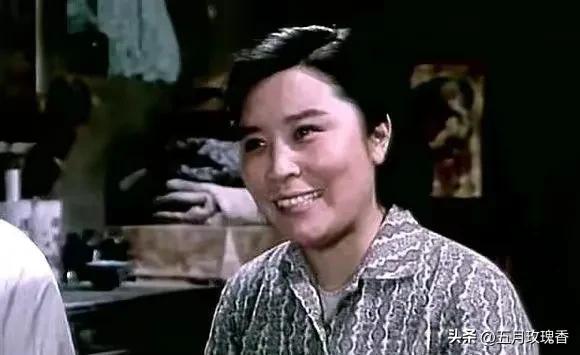 老电影喜盈门片段,老电影喜盈门原唱