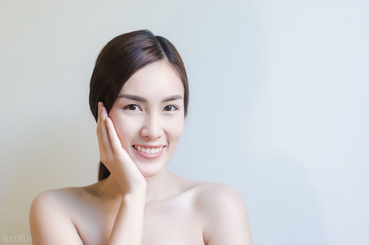 嘴巴松弛显老怎么办,年轻嘴凸为什么老了就不明显凸了