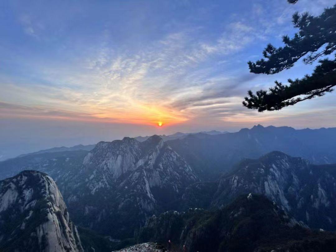 华山旅游攻略西上西下三日游路线,华山攻略一日游西上北下攻略