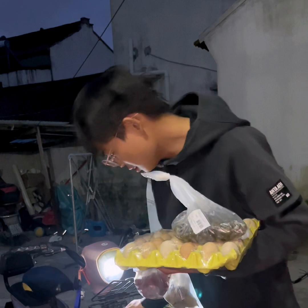 在上海跑滴滴一个月挣多少钱,在上海跑滴滴货运一个月挣多少钱