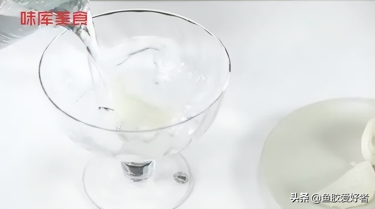 燕窝泡发的正确方法视频,燕窝泡发的过程和做法