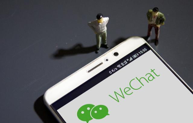 低情商的人最爱发什么样的朋友圈,情商越低的人越爱发鸡汤