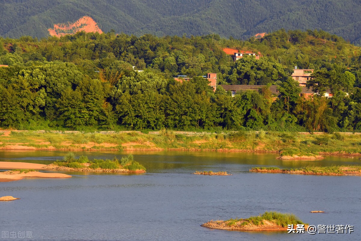七律山水情怀诗,青山绿水美景如画七律诗
