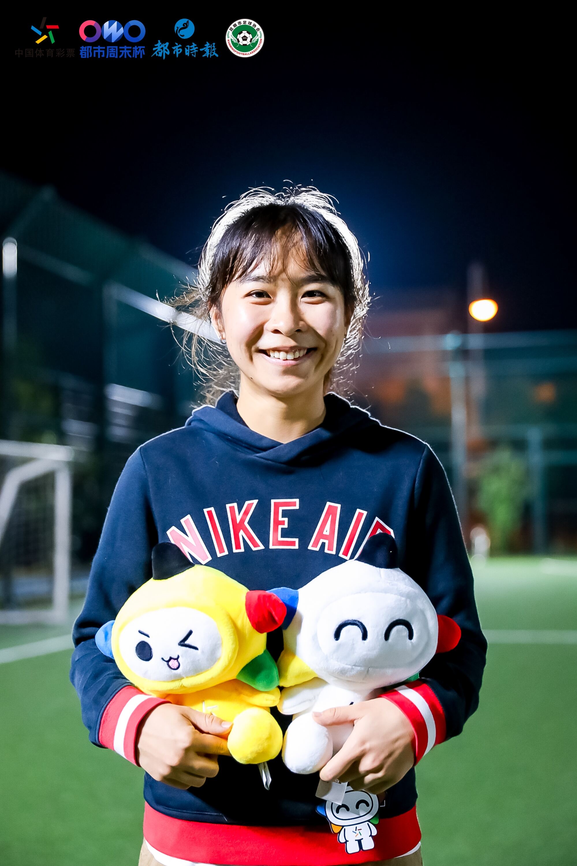 都市周末杯足球嘉年华“女孩足球日”：让热爱足球的女孩...