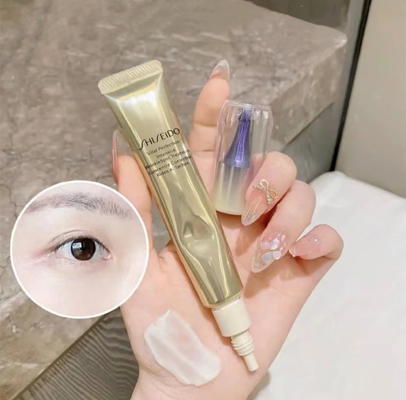 近两天最火的抗皱产品,今日头条抗皱紧致护肤品套装