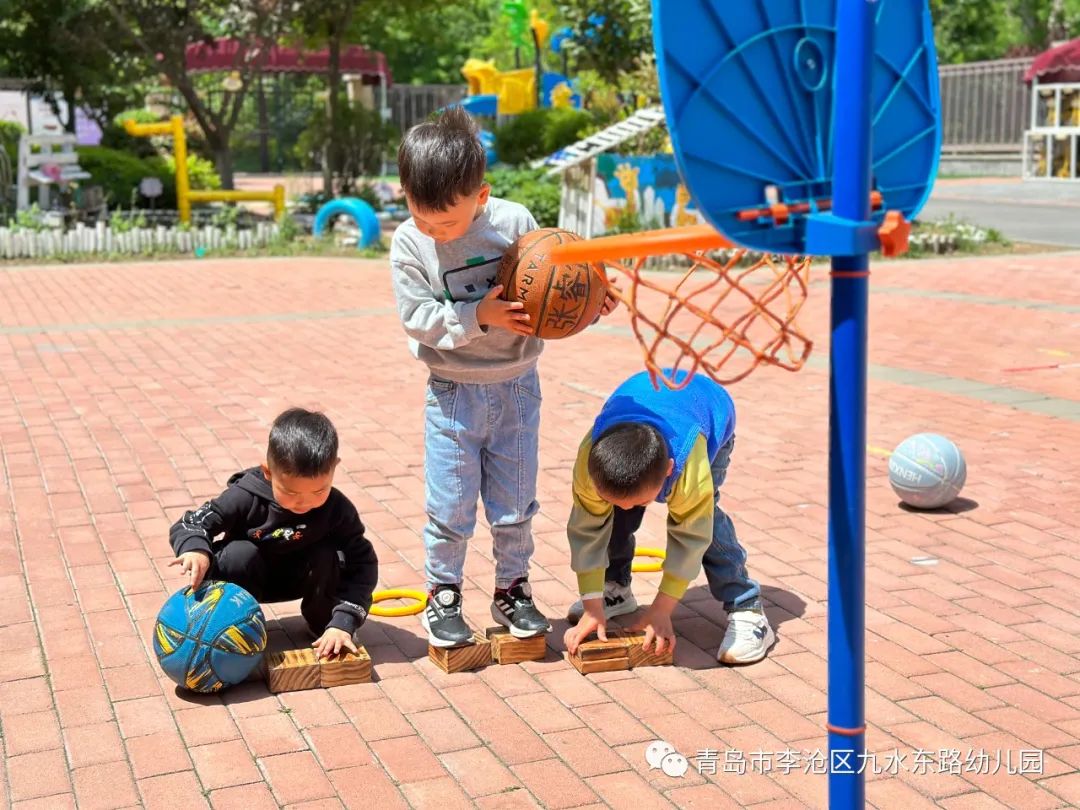 3岁多宝宝户外游戏不敢玩,孩子玩不腻的户外活动