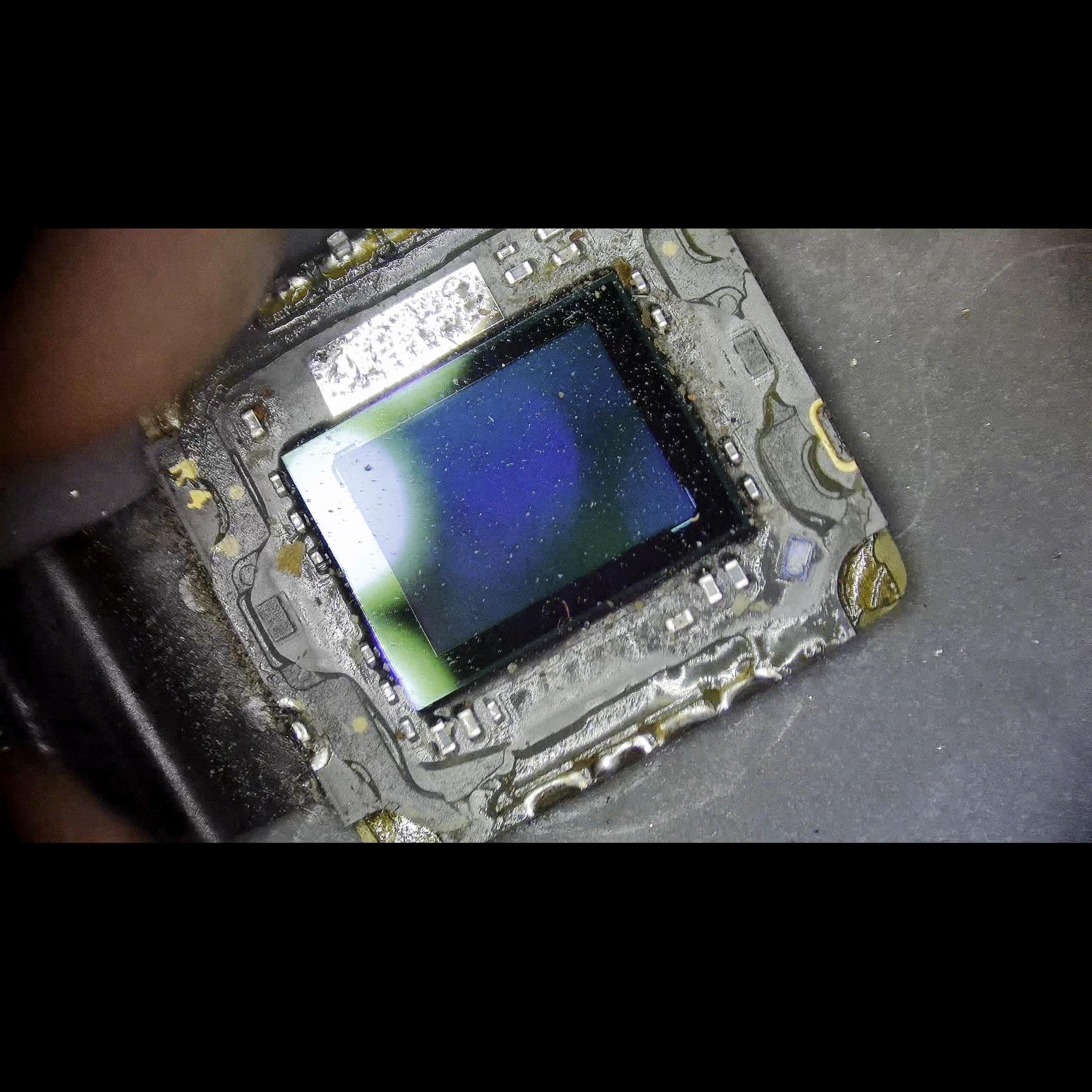 苹果xr拍照前摄像头模糊怎么回事,苹果xr突然拍照模糊怎么回事