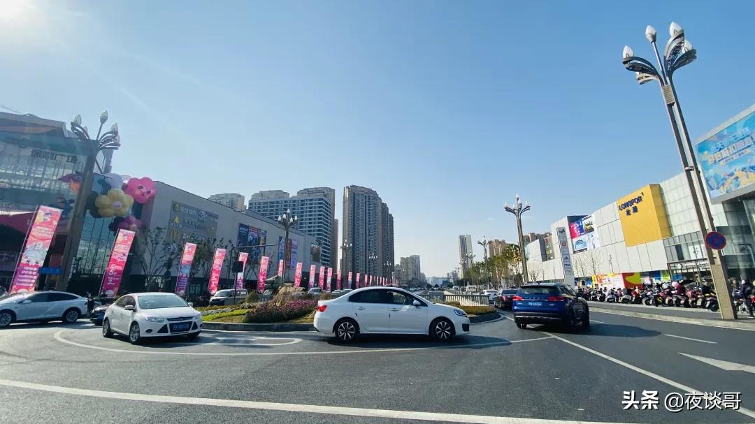 成都大丰龙湖锦宸天街人间烟火,龙湖保利广场大丰