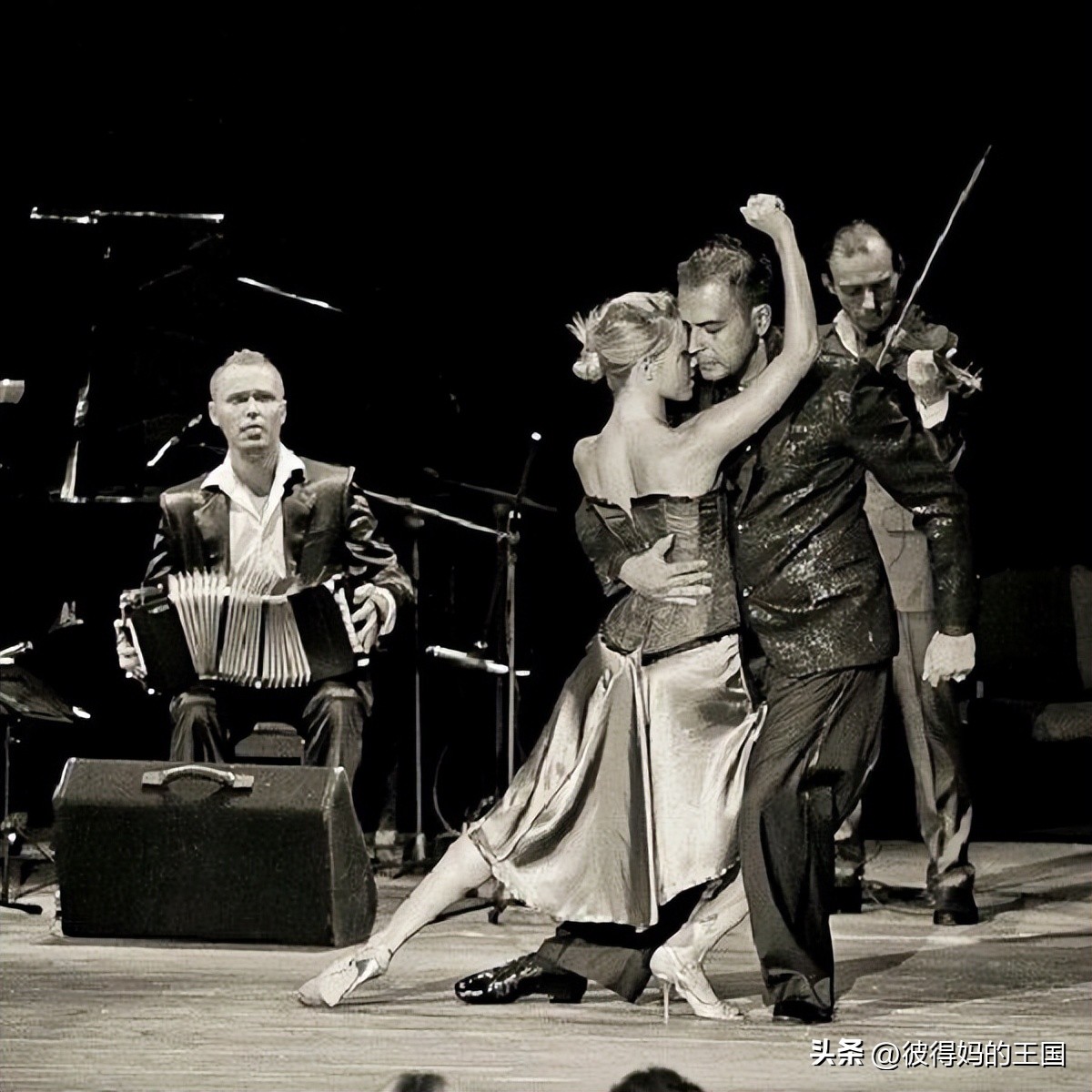 阿根廷进球球星反应,阿根廷tango探戈舞步