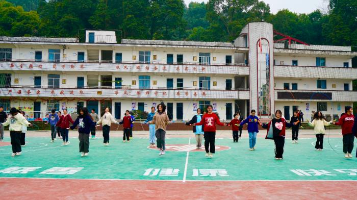 公益福彩温暖前行,公益福彩助力圆梦